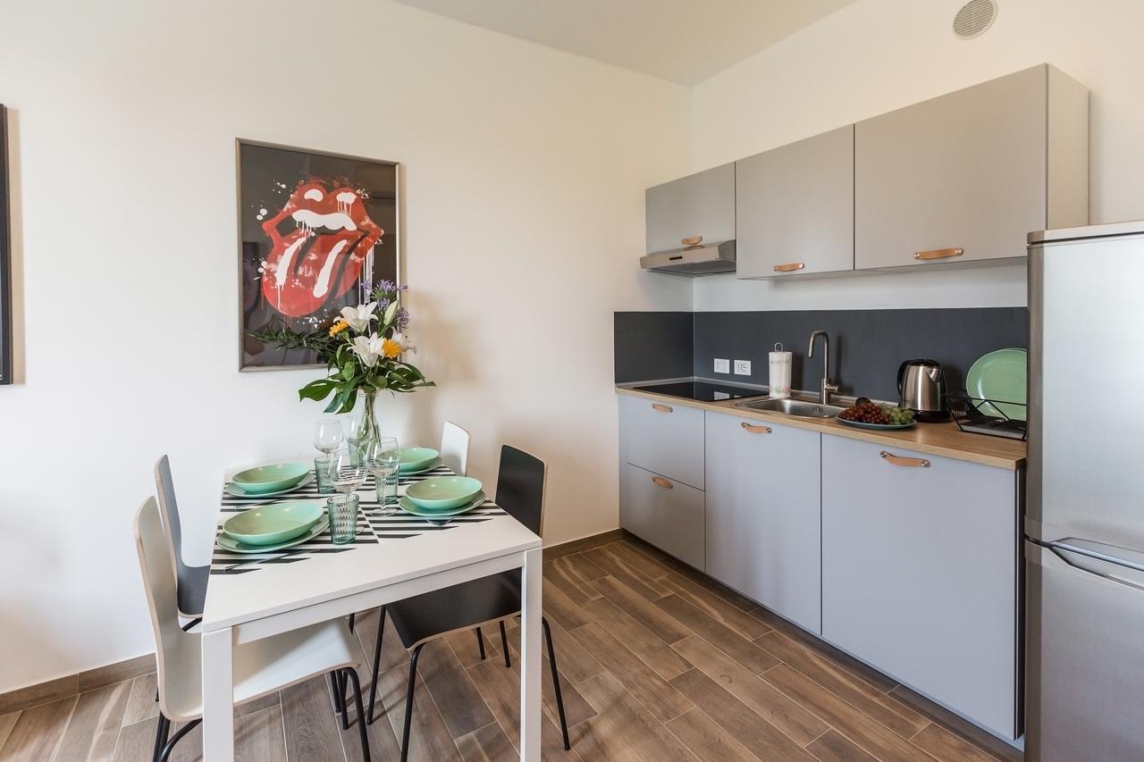 Апартаменты Certosa Colorful Mini Flats Милан Экстерьер фото