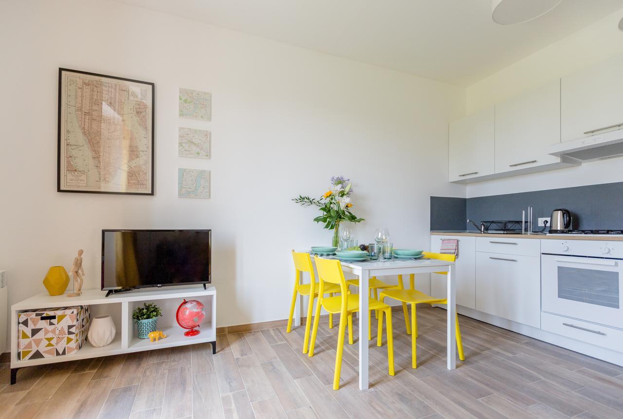 Апартаменты Certosa Colorful Mini Flats Милан Экстерьер фото